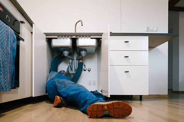Professional Drain Cleaning technician working in Bellemont, AZ